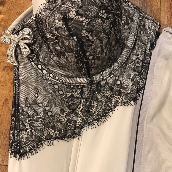 Victoria’s Secret - Picture 5 of 8